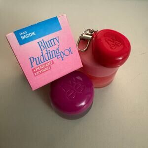Fwee Blurry Pudding Pot - MV03 BADDIE + Red Keyring/Keychain